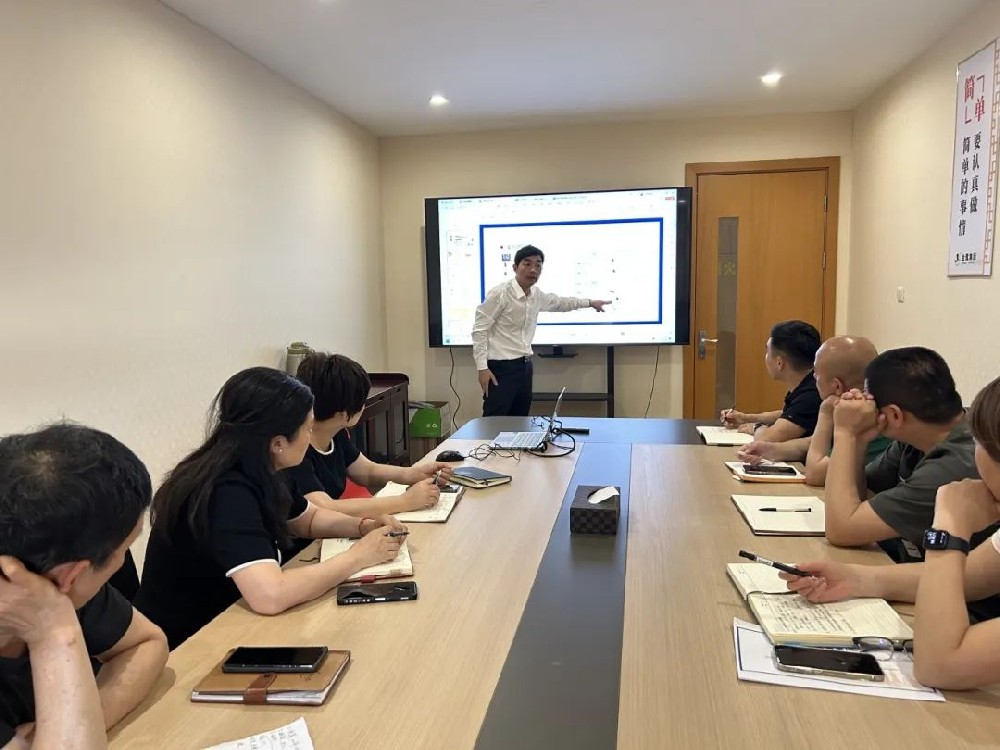 知识赋能 砺剑强兵 |leyu·乐鱼(中国)体育官方网站开展营销专题培训